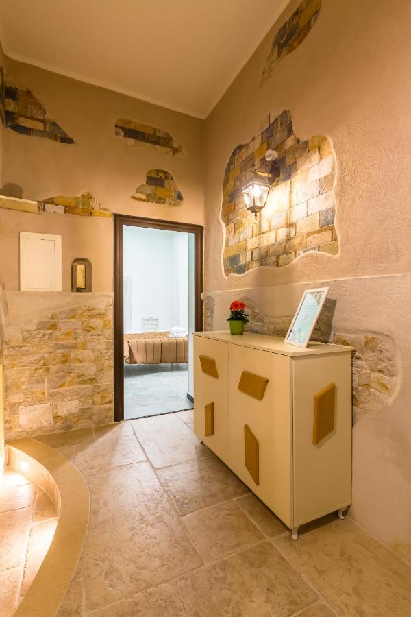 Gelso Complex Studios And Flat By Napoliapartments Luaran gambar