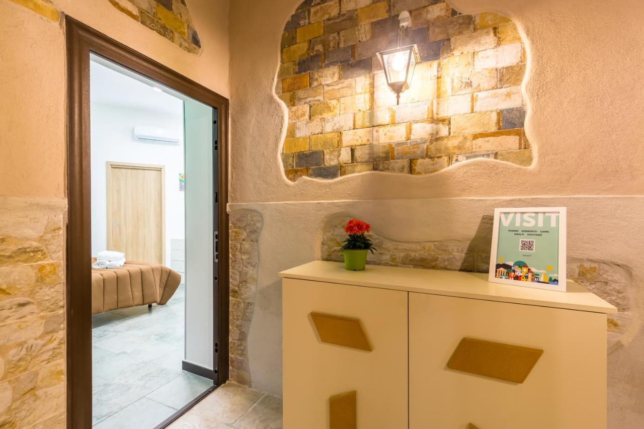Gelso Complex Studios And Flat By Napoliapartments Luaran gambar