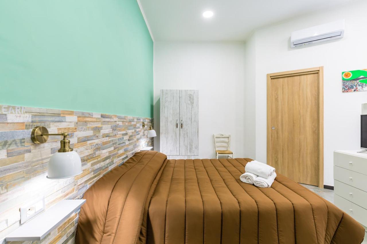 Gelso Complex Studios And Flat By Napoliapartments Luaran gambar